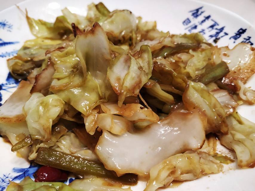厨师长教你：“手撕包菜”的家常做法,简单又不失美味