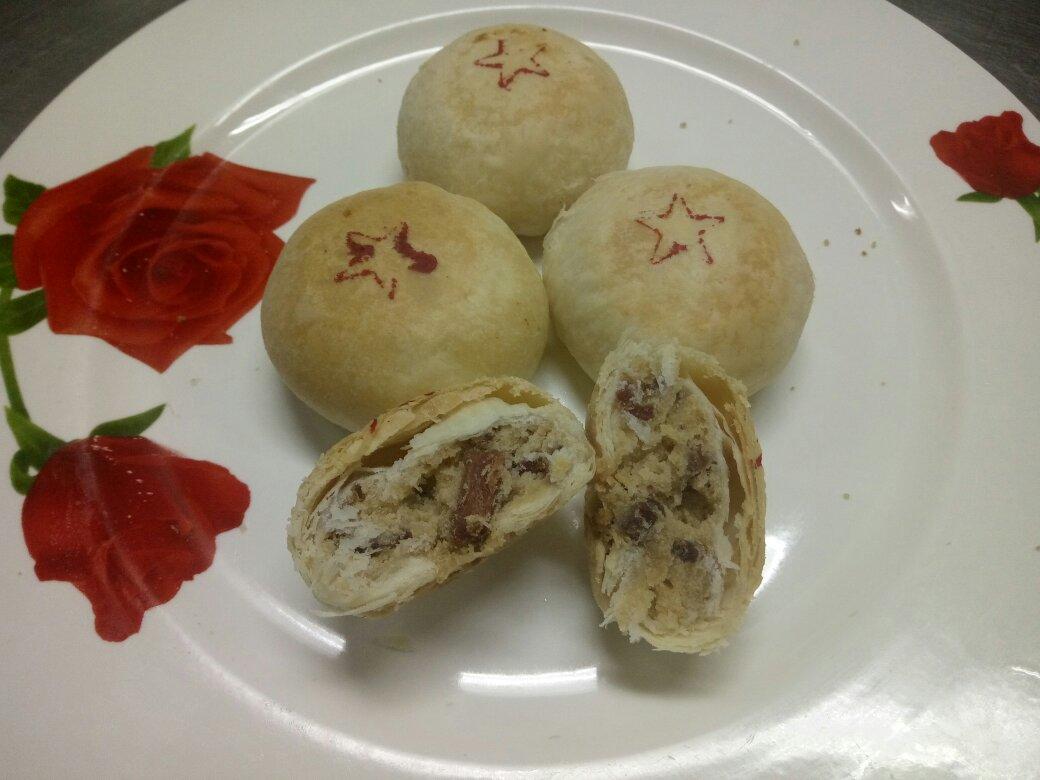 白酥皮云腿月饼