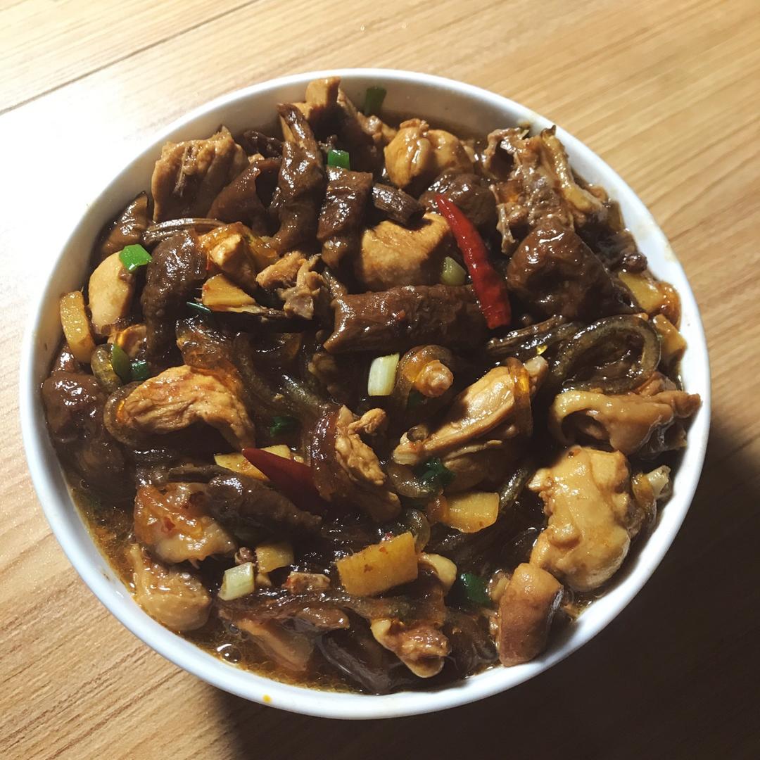 小鸡炖蘑菇