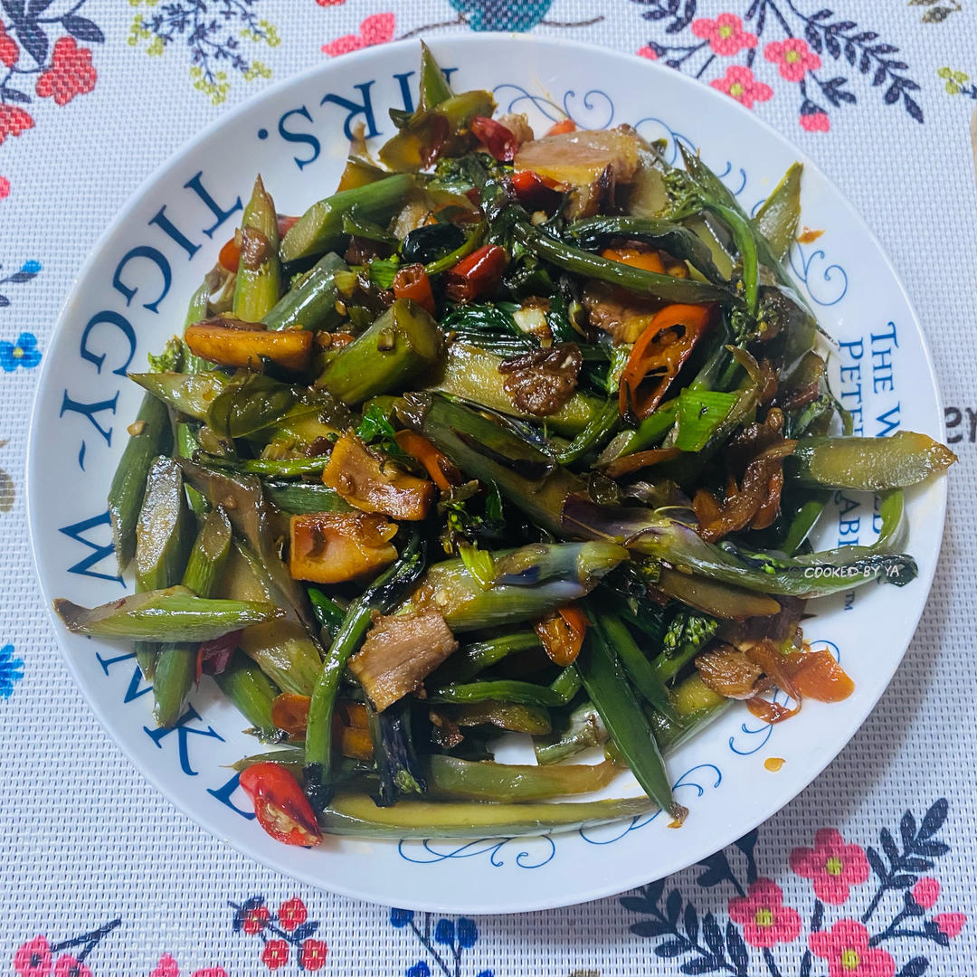 红菜薹炒腊肉