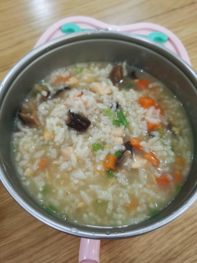 香菇鸡肉胡萝卜青菜粥