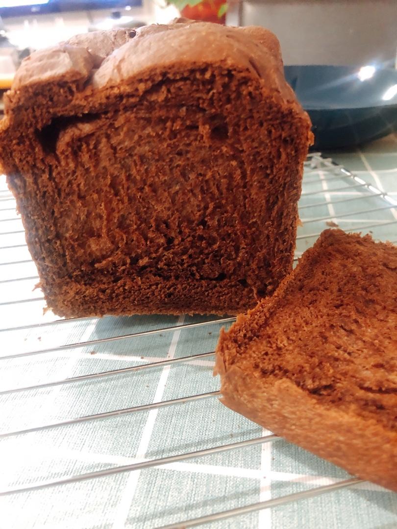 双倍浓郁的可可巧克力吐司