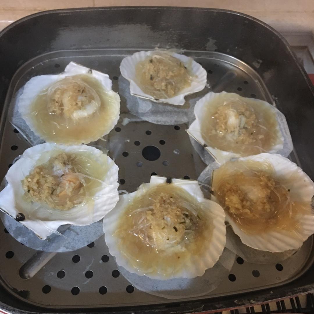 蒜蓉粉丝蒸扇贝
