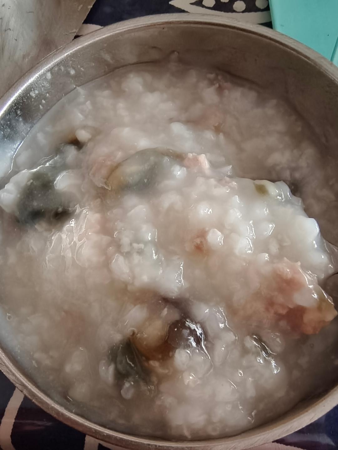老火皮蛋瘦肉粥，老味道，家常做法