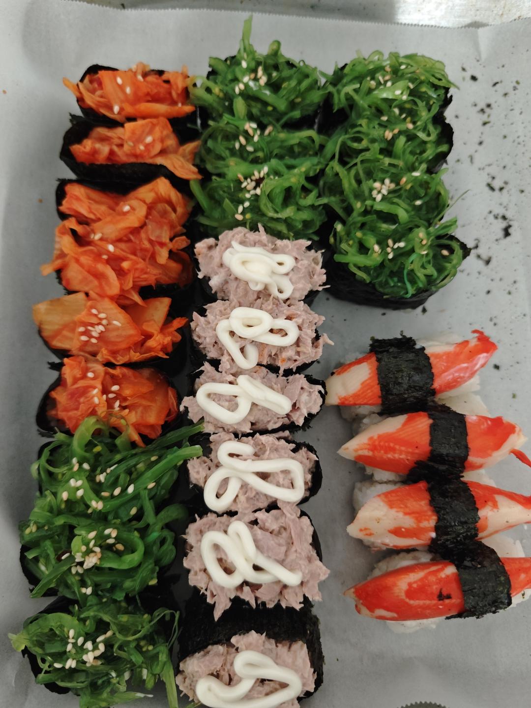 野餐、春游必备做的五彩缤纷军舰寿司🍣美味又简单，O厨艺，好上手。