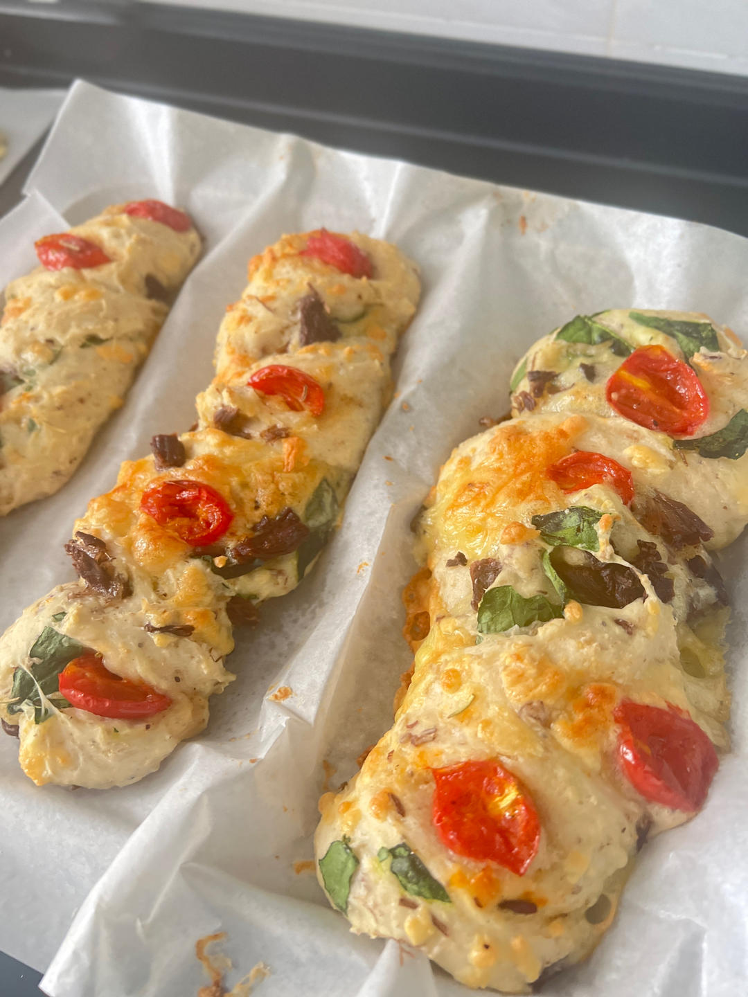 隔夜发酵免揉快手又低脂的恰巴塔扭扭棒