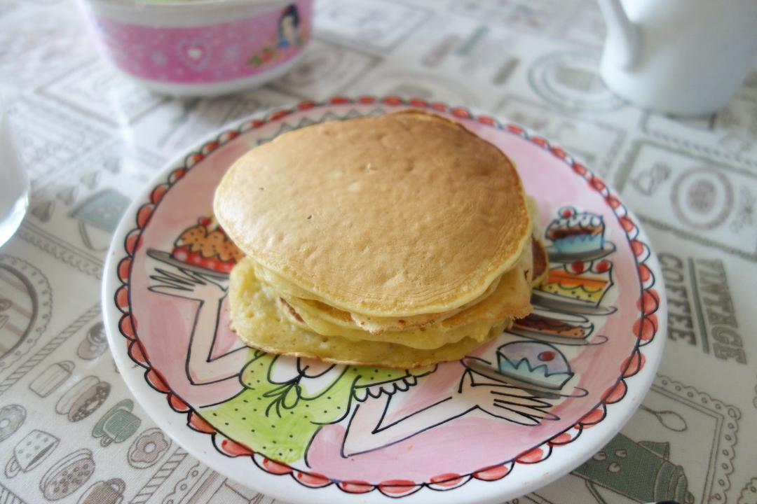 【减脂早餐】无油香蕉松饼（超简单）