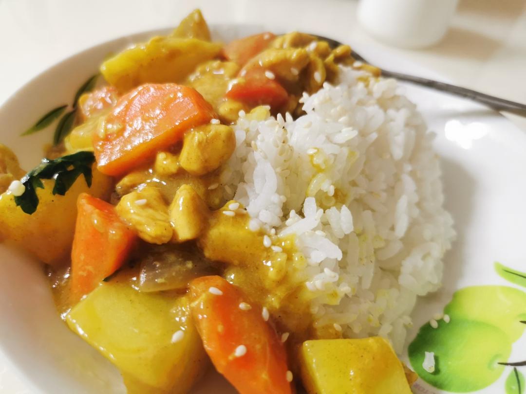 零失败日式咖喱鸡肉饭！！最正宗日本家庭做法！简单又好吃！