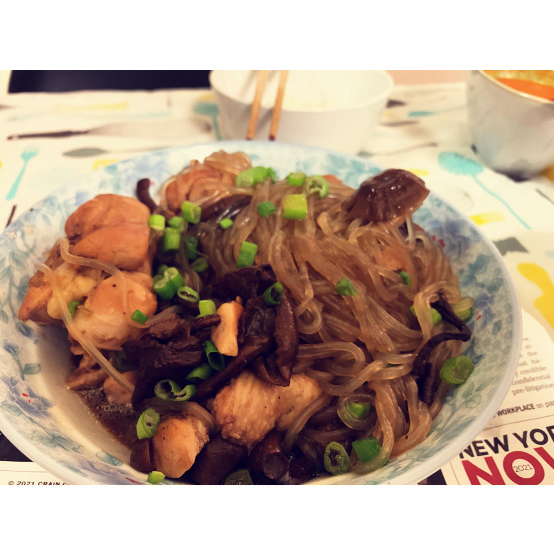 小鸡炖蘑菇