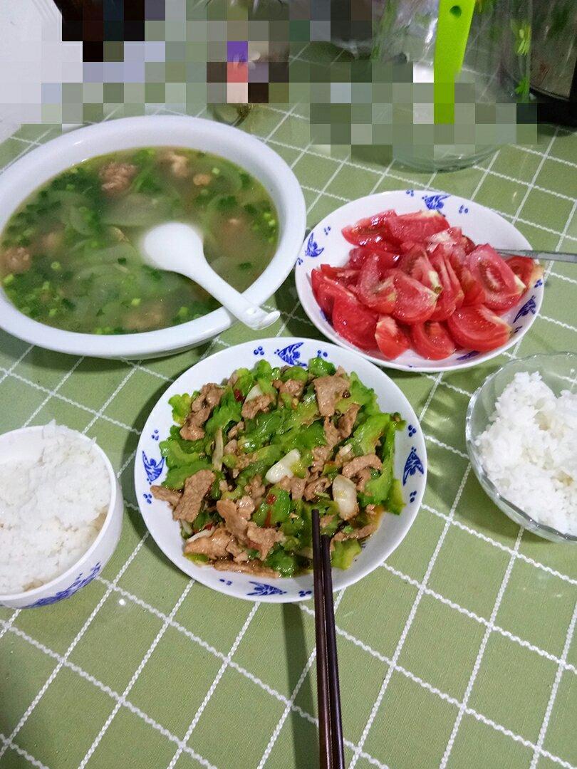 苦瓜炒肉