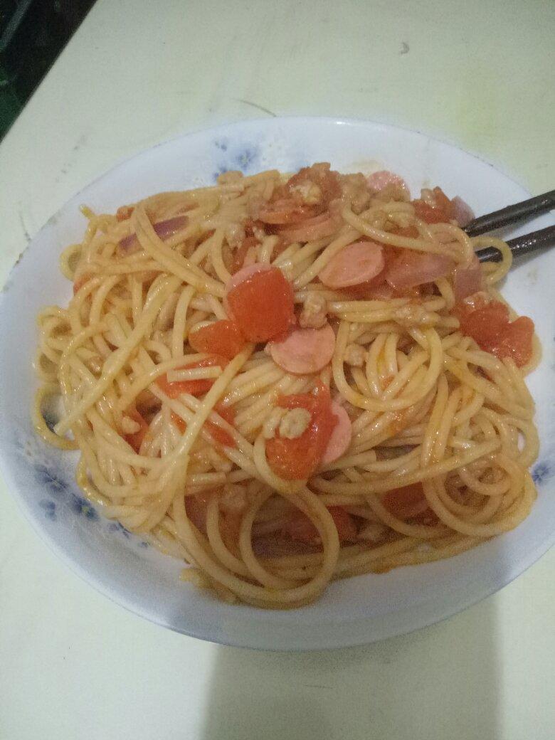 番茄肉酱意大利面