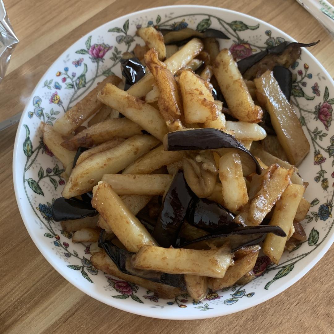 土豆炒茄条