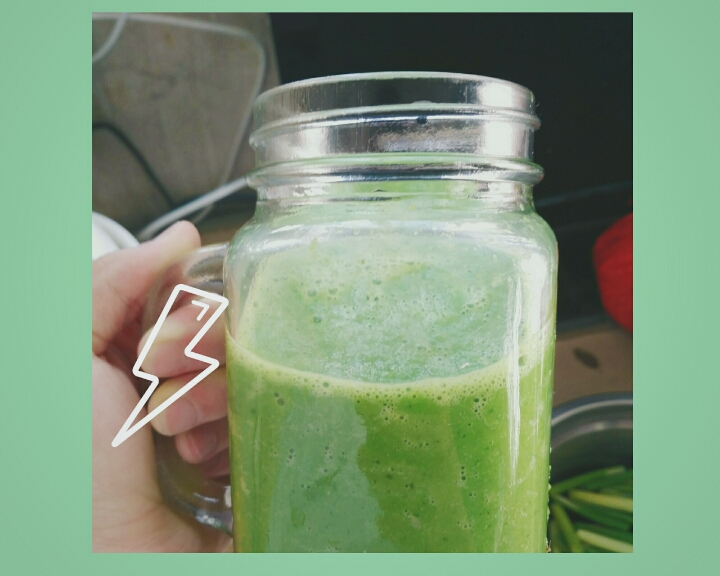 排毒养颜蔬菜汁Green juice 拉粑粑专用🐾的做法