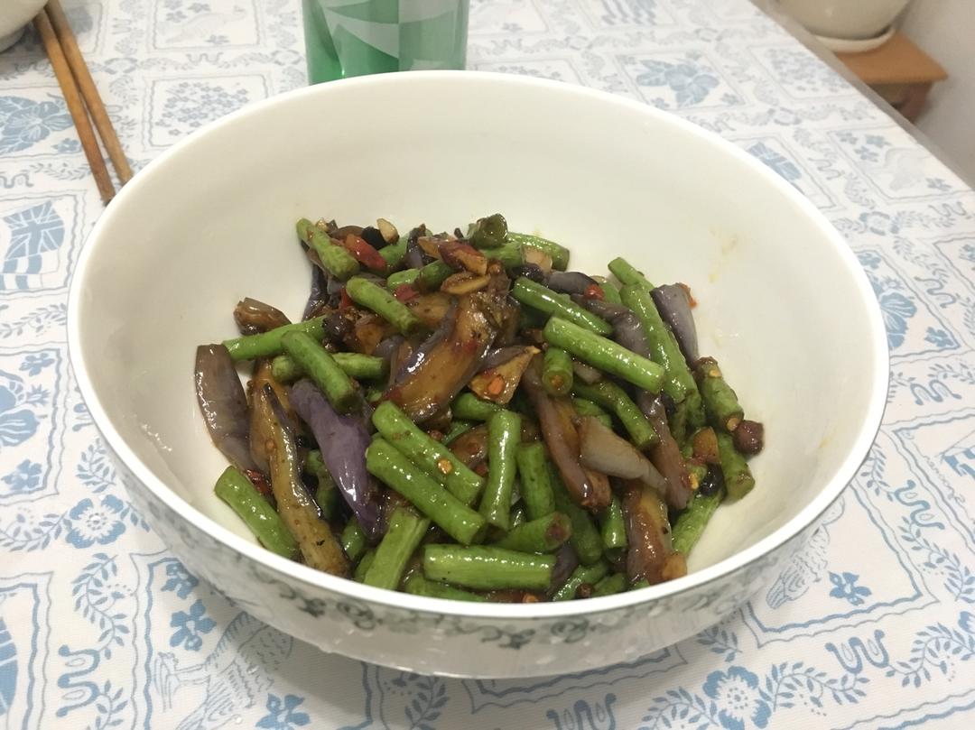 豆角烧茄子