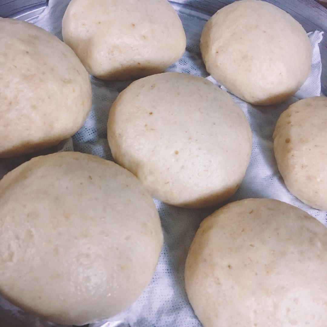 红枣燕麦牛奶馒头