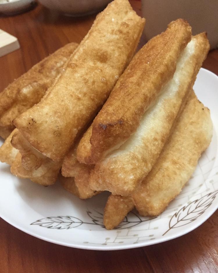 健康无添加不太蓬松的油条