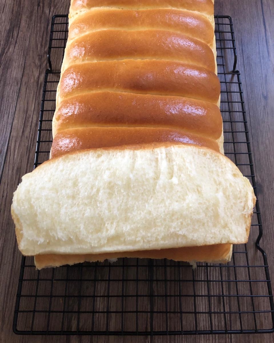 经典港式牛油排包丨极致拉丝 细腻与柔软