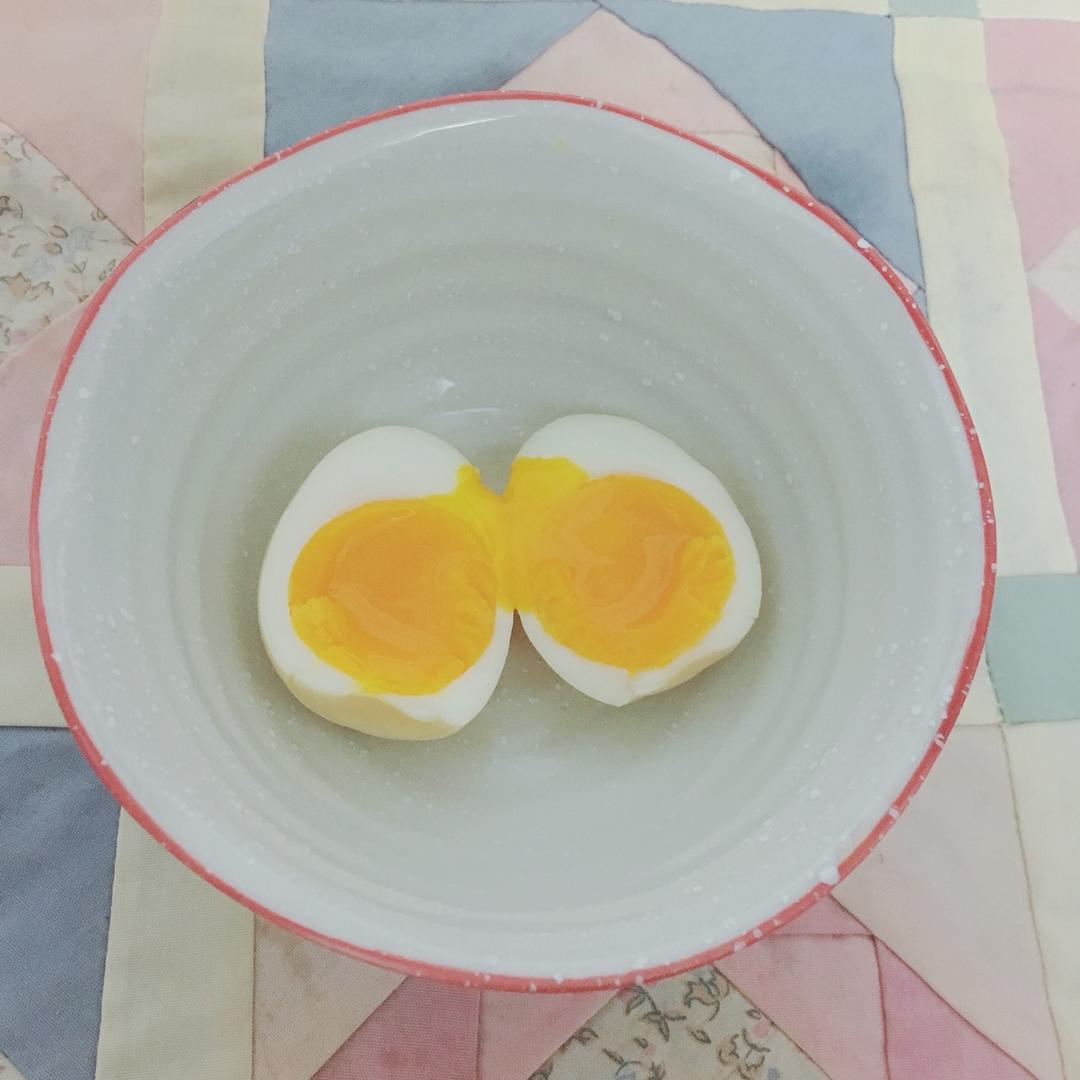 糟卤流心醉蛋