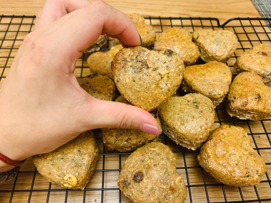 香蕉燕麦奇亚籽司康【北鼎烤箱食谱】