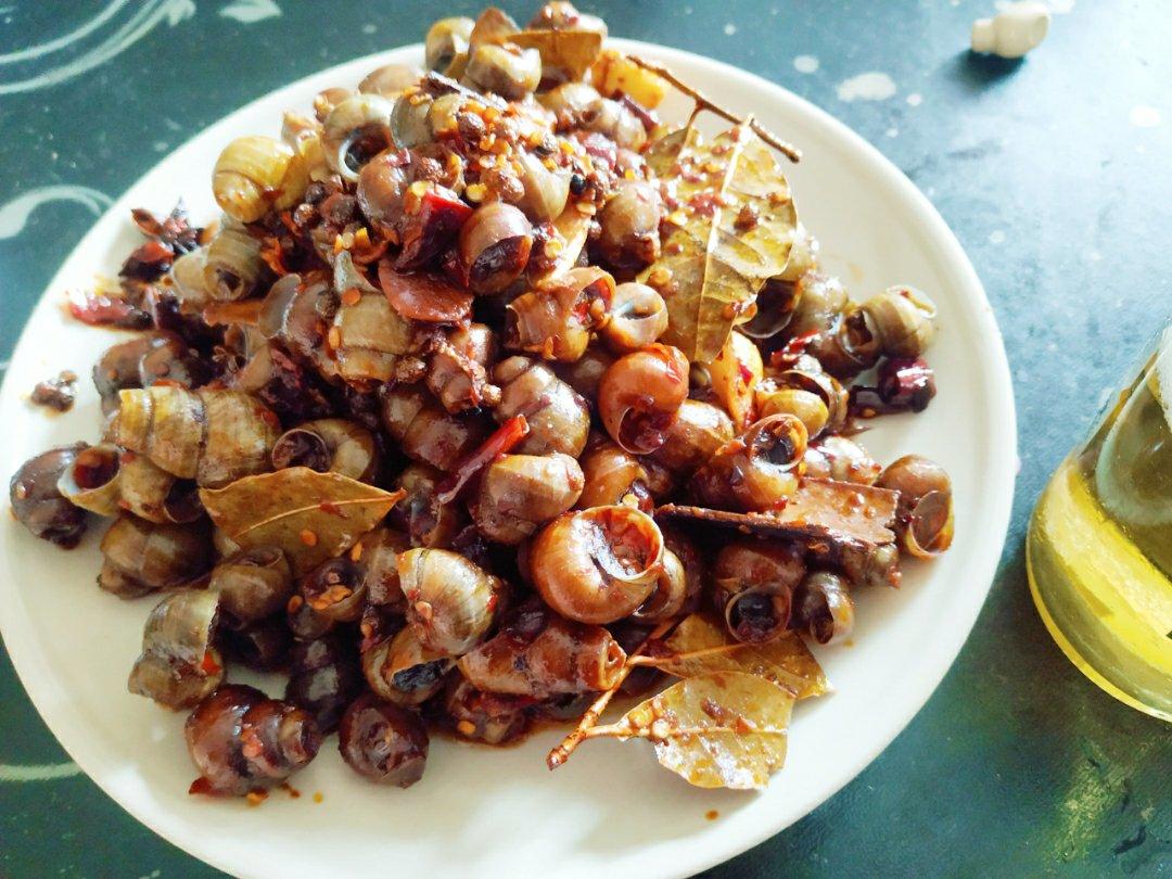 香辣田螺-和小龙虾并肩的四川夜宵之王