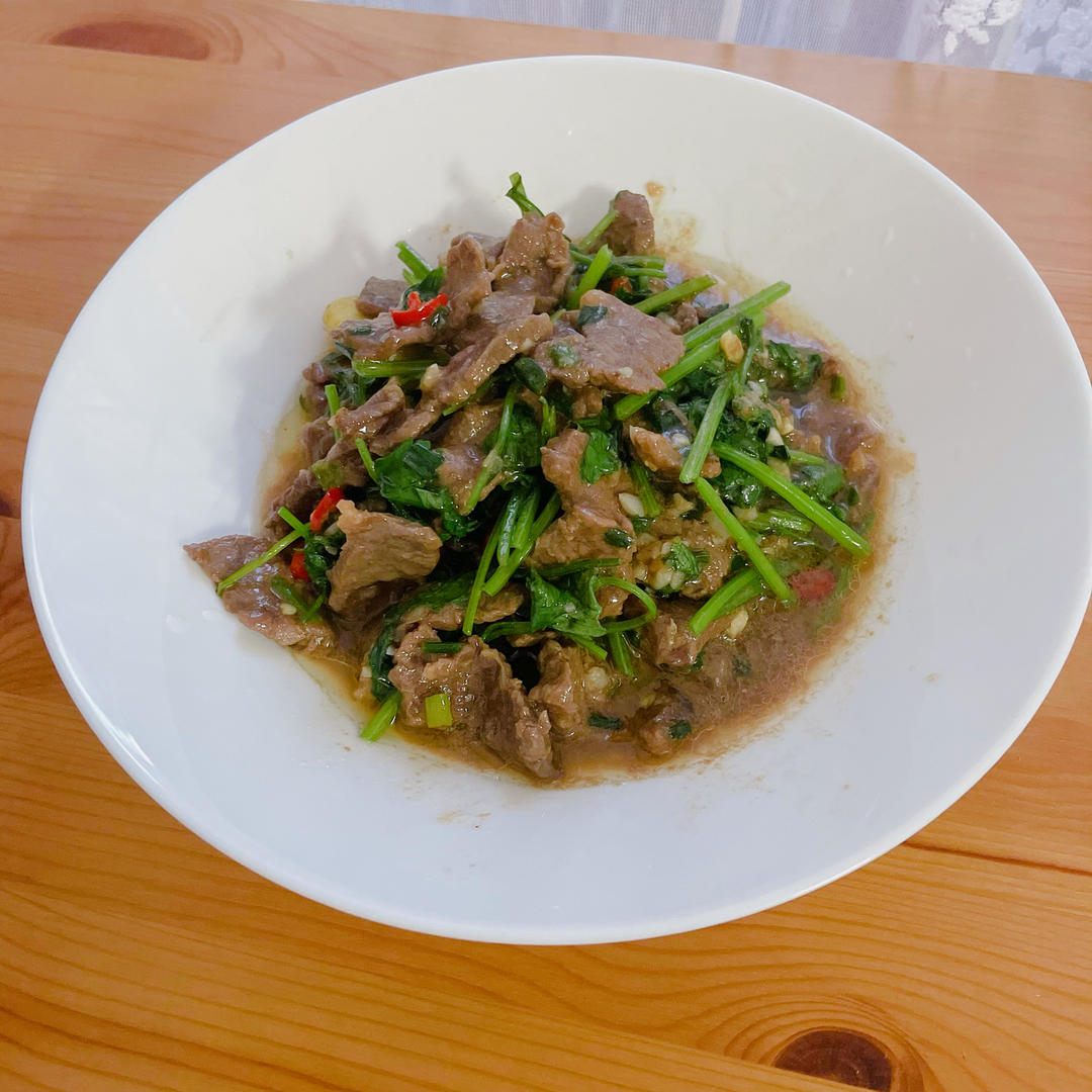 香菜牛肉
