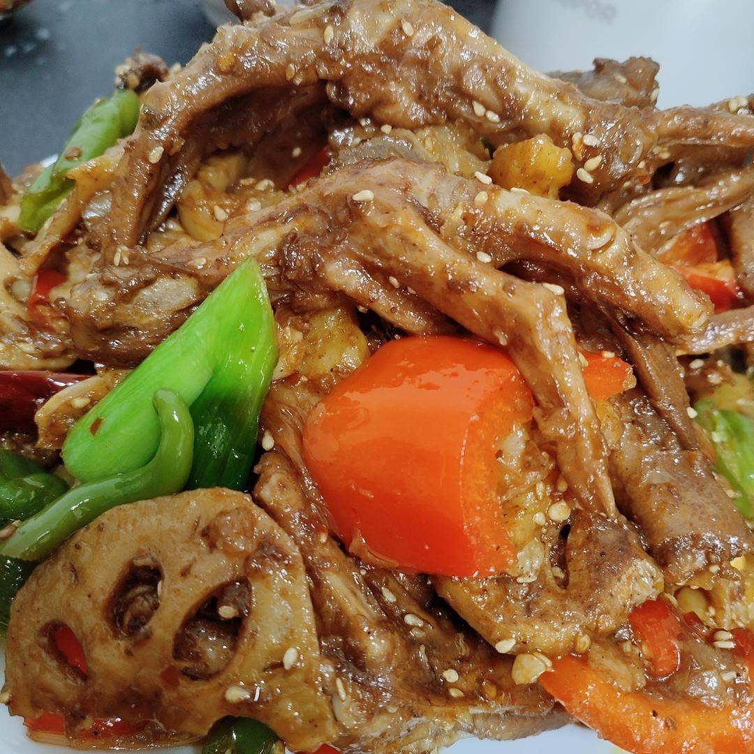 香辣干锅鸡鸭掌