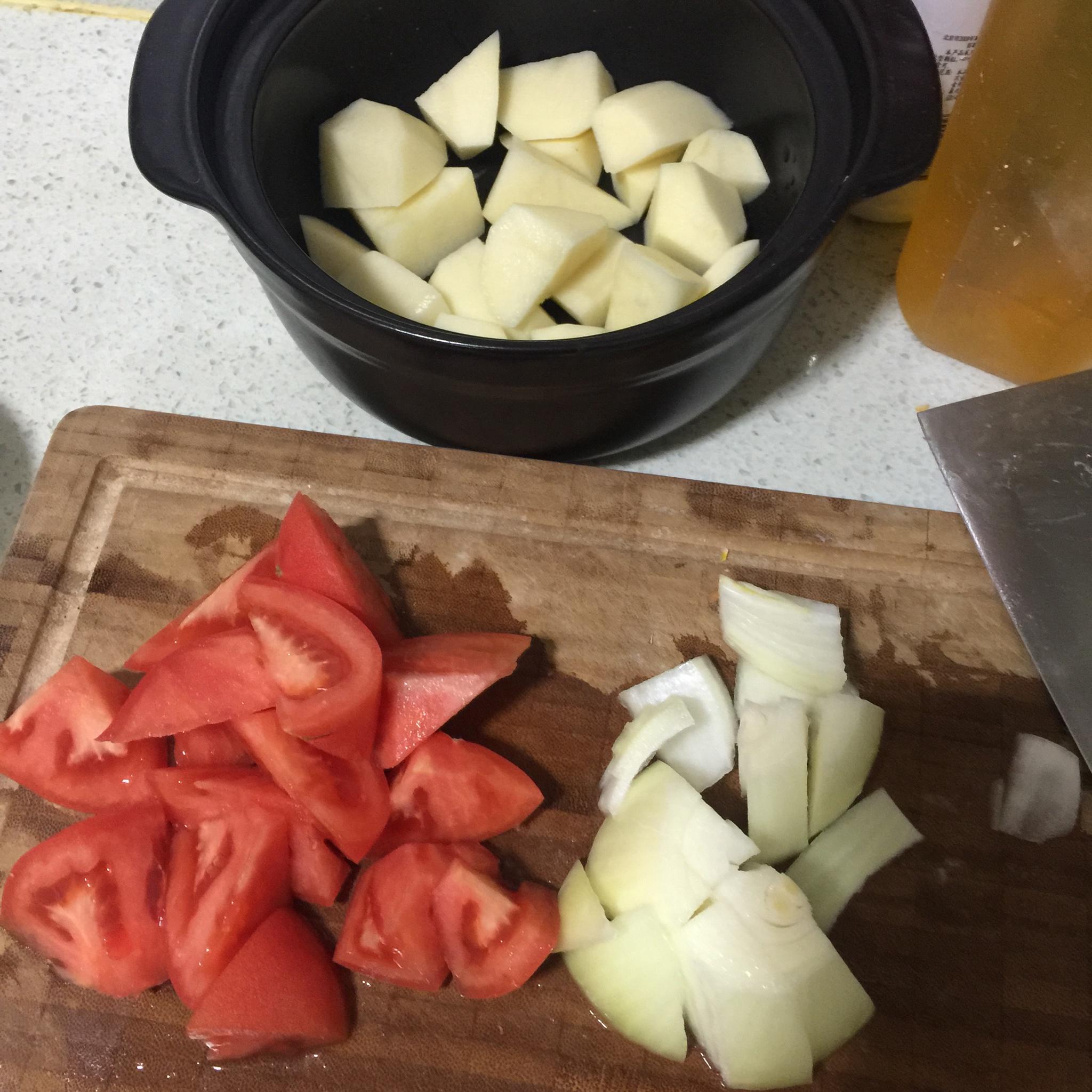 西红柿土豆洋葱虾汤的做法 步骤1
