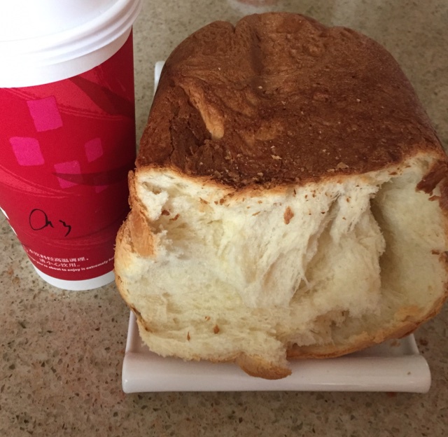 面包机版椰浆牛奶吐司