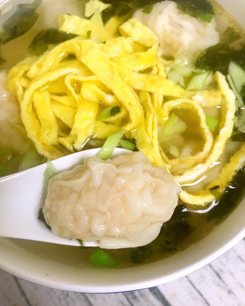 任思绪飞扬做的绉纱馄饨