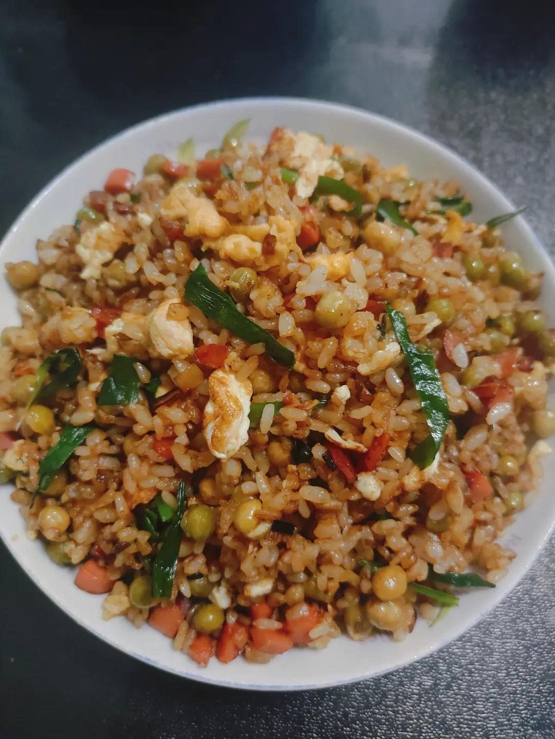 好吃到舔盘子的酱油炒饭‼️-秒杀外卖😋