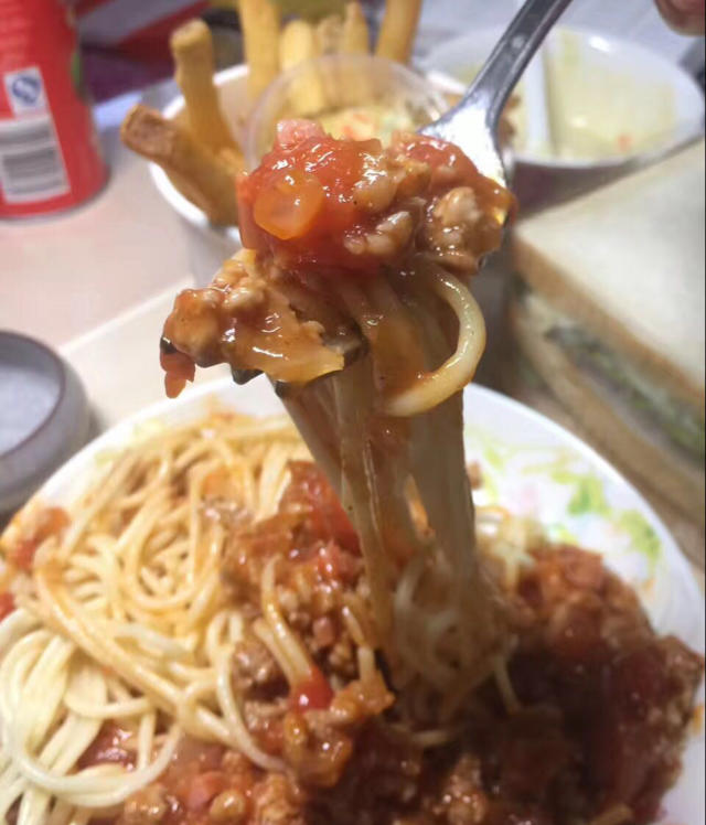 番茄肉酱意大利面