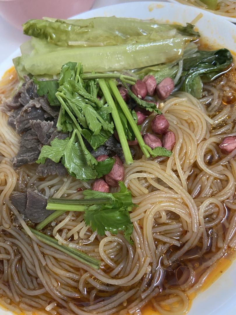 厨房小白都会的超级简单过瘾的酸辣粉