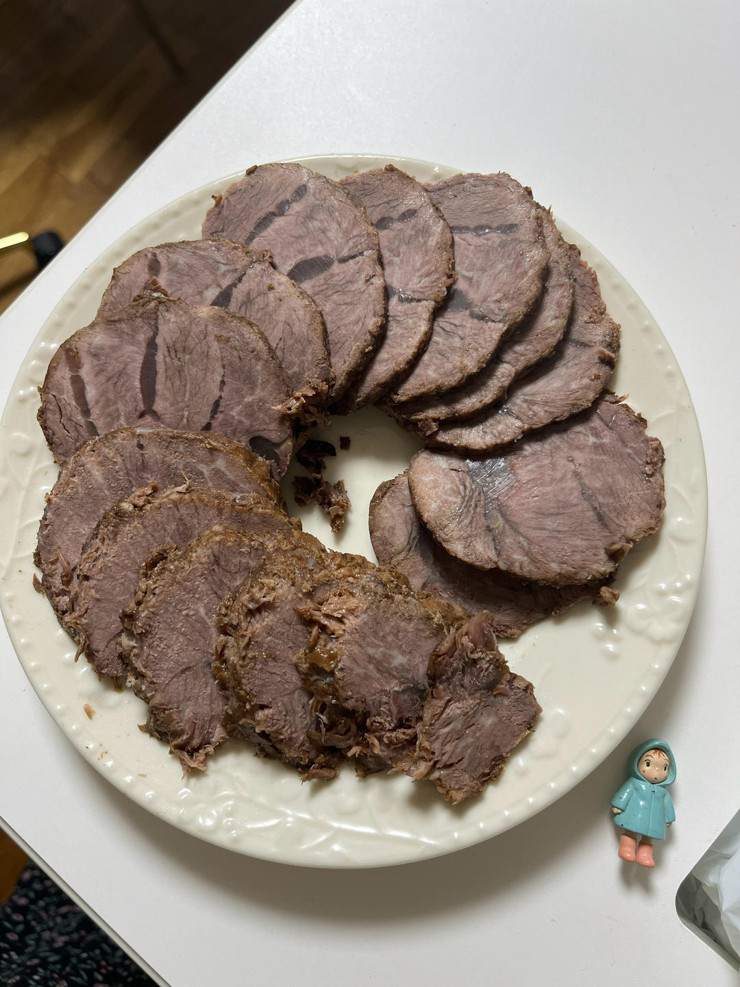 高压锅版白切牛肉（附超级香的蘸酱做法）
