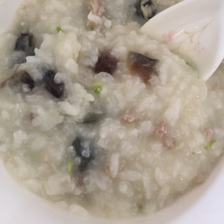 皮蛋瘦肉粥