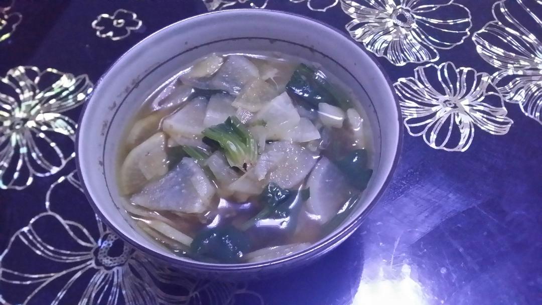 产妇换口佳品：白萝卜菠菜汤的做法