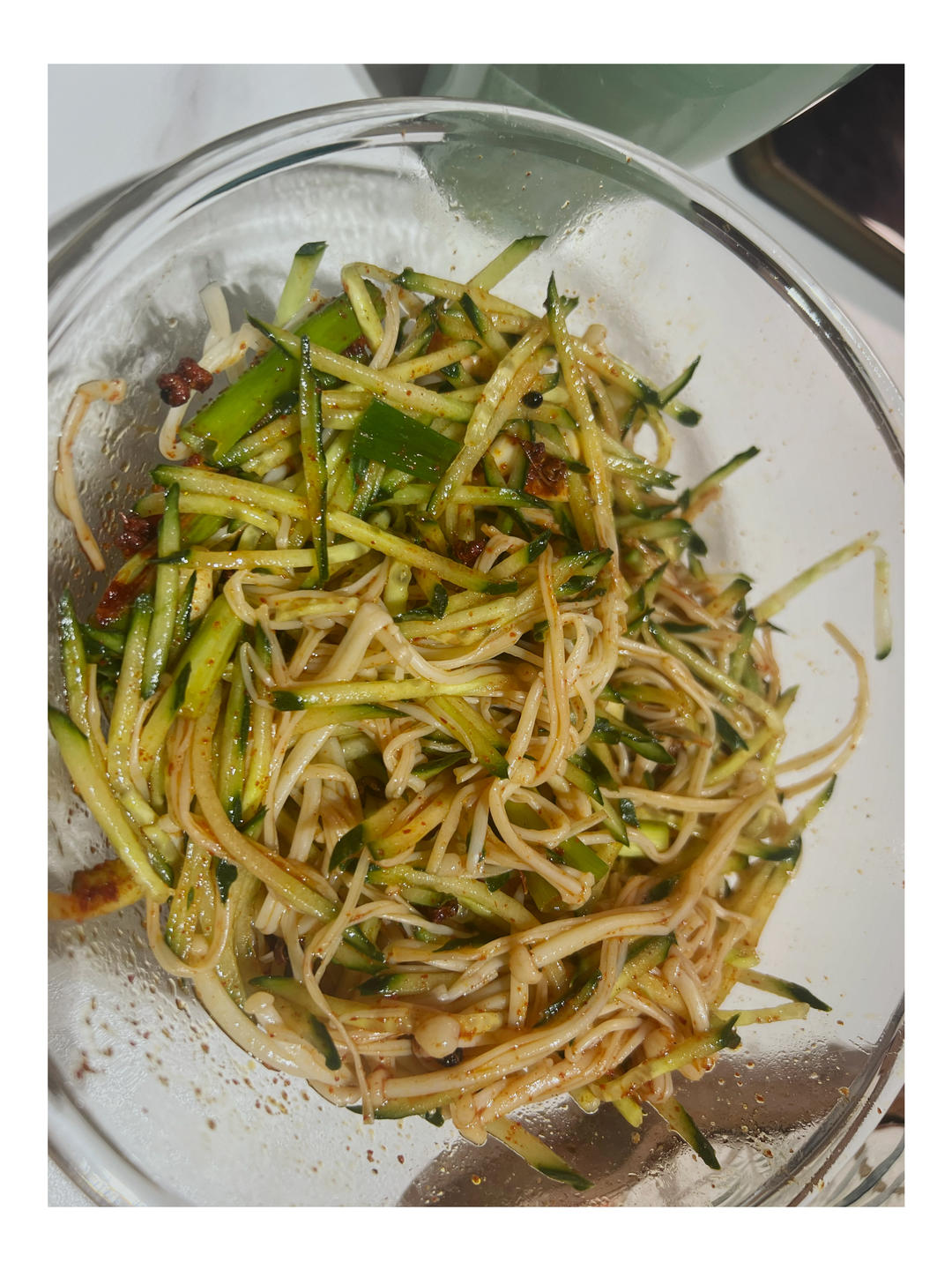 根本停不下来的凉拌金针菇