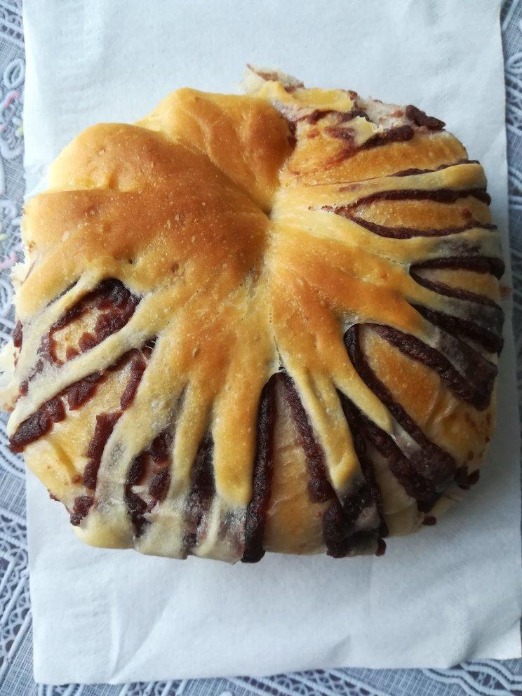 夕芊锋锐做的花式豆沙面包