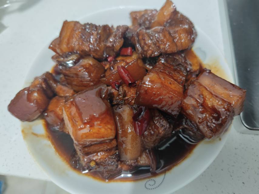 不焯水不放油的家常红烧肉