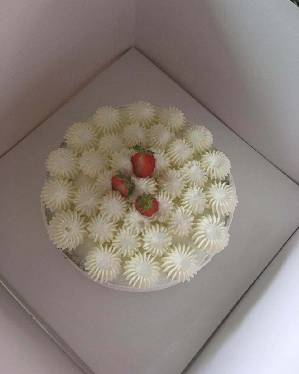 六寸抹茶戚风蛋糕