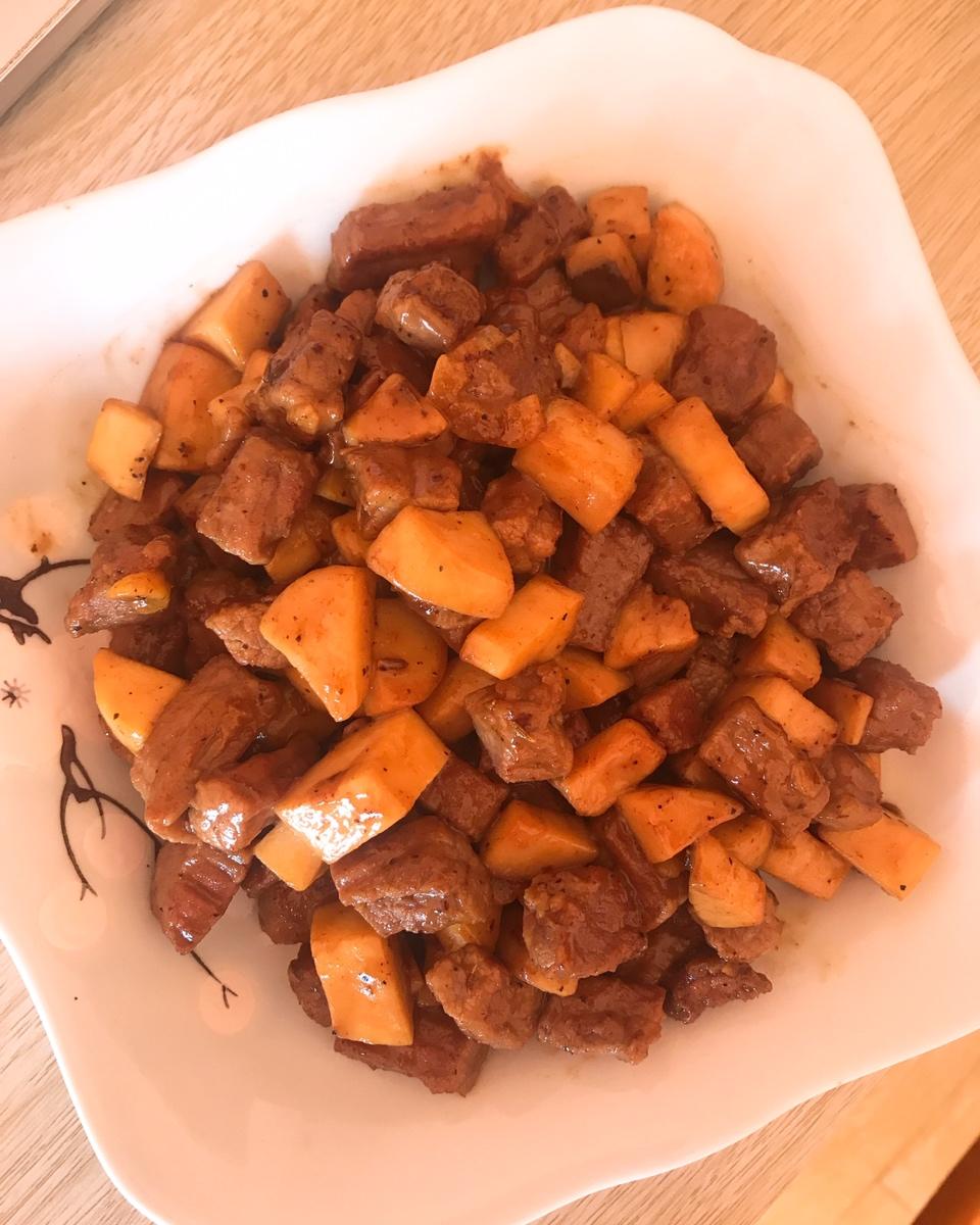 黑胡椒杏鲍菇牛肉粒