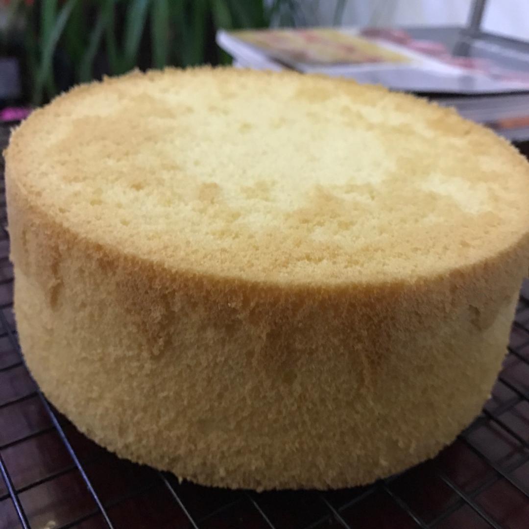 基础戚风（好记、适合奶油抹面、裱花的蛋糕体）