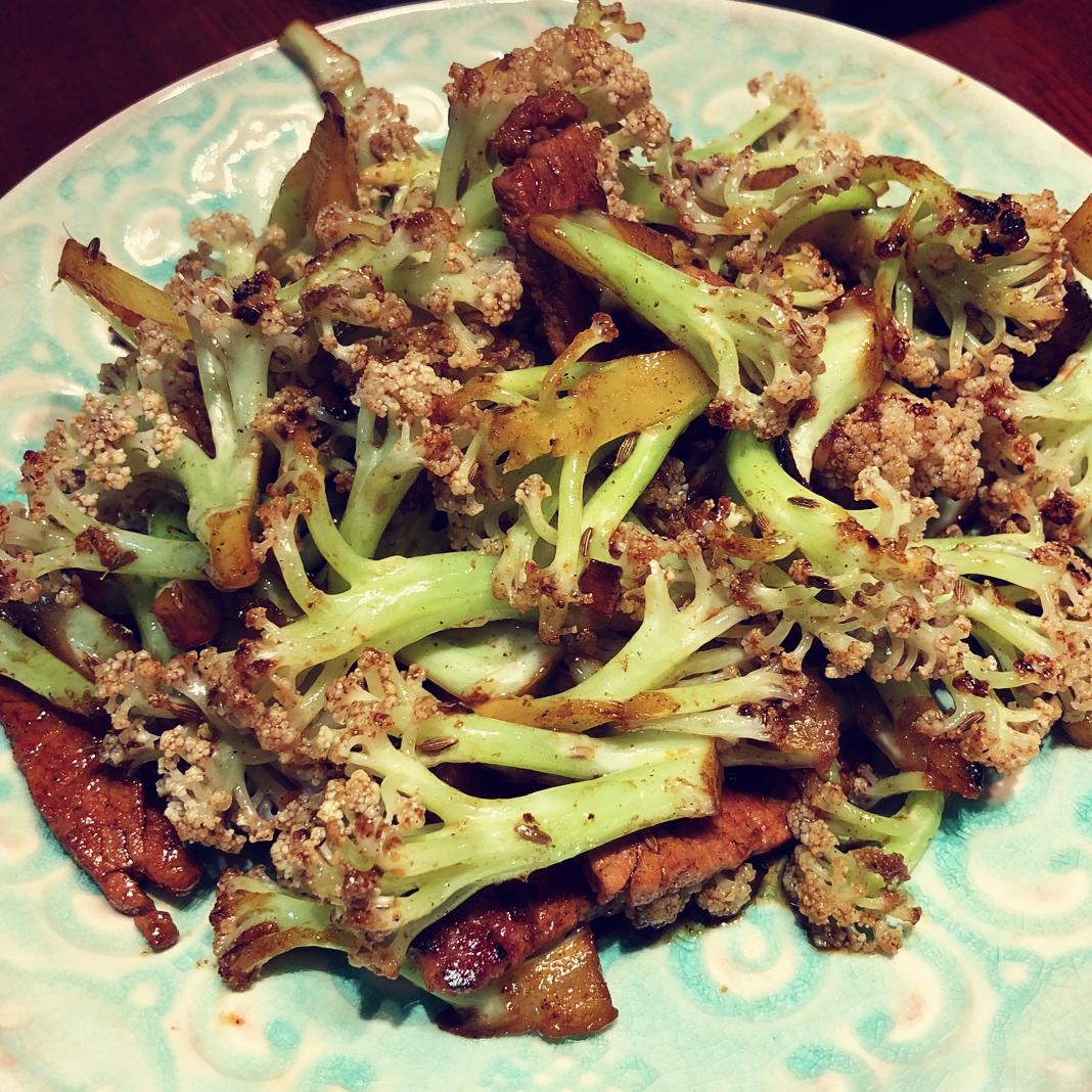 老丁的私房菜-干锅花菜