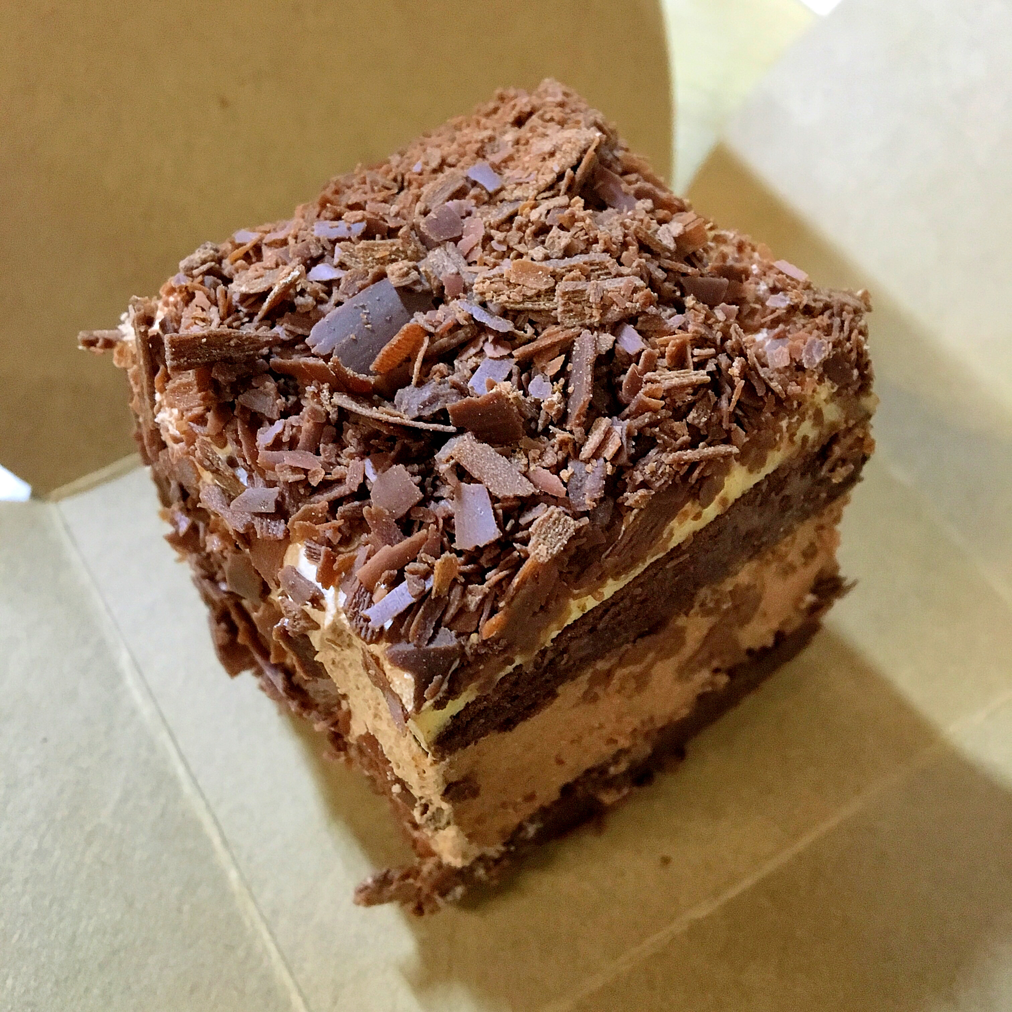 禾菓子做的黑森林蛋糕(如何刮出大朵巧克力屑)