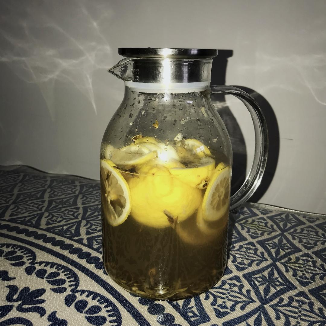 一罐冰红茶