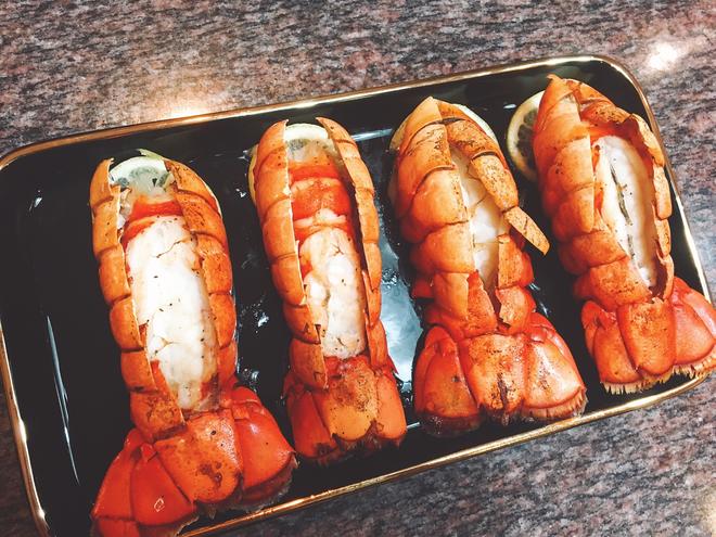 炙烤龙虾尾 Broiled Lobster Tails的做法