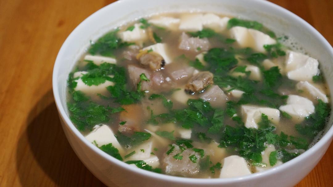 蛤蜊豆腐汤