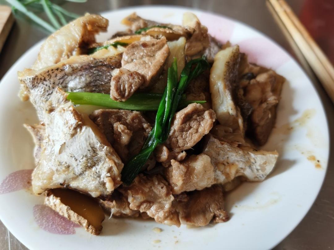 鱼鲞烧肉