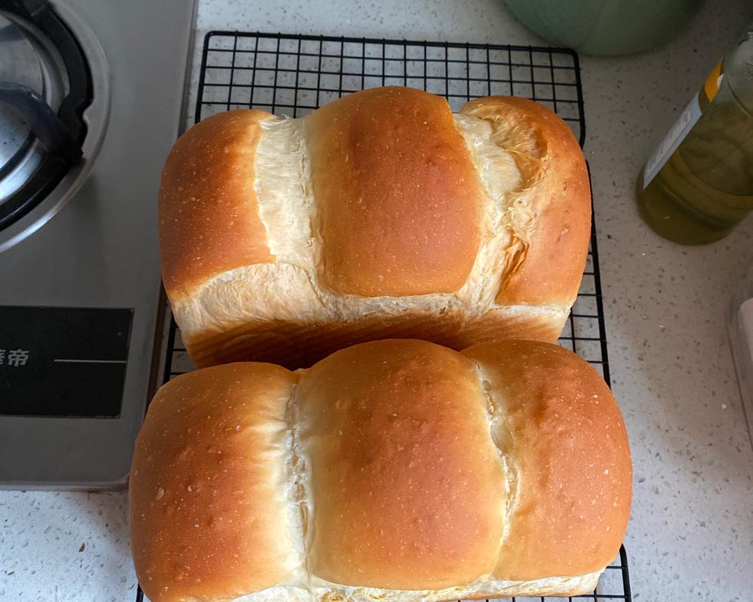 纯奶手撕吐司的做法 步骤1