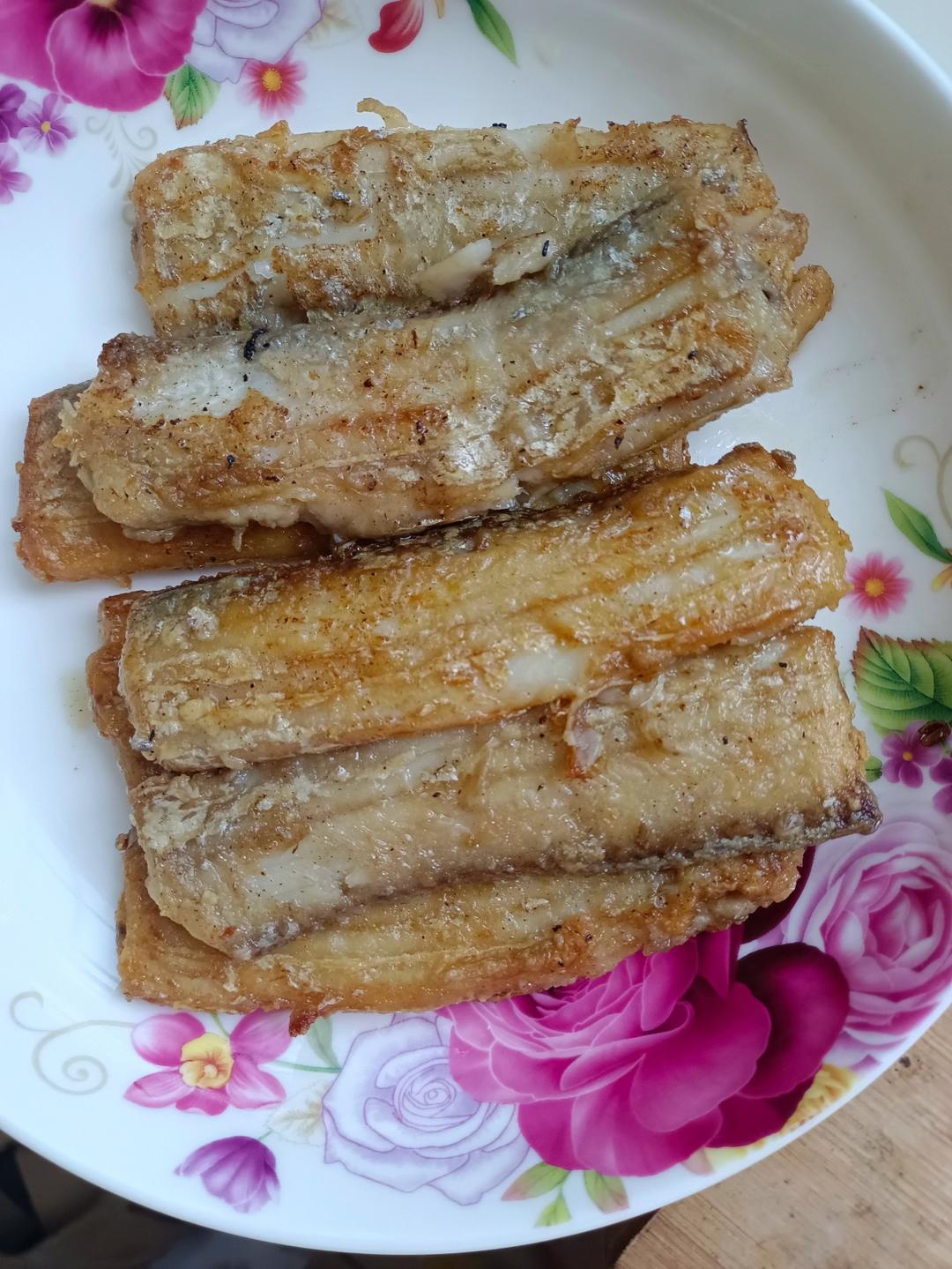 【香煎带鱼】附送超多煎鱼技巧~