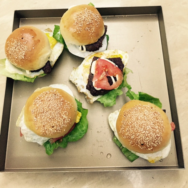 自制营养肉饼汉堡包